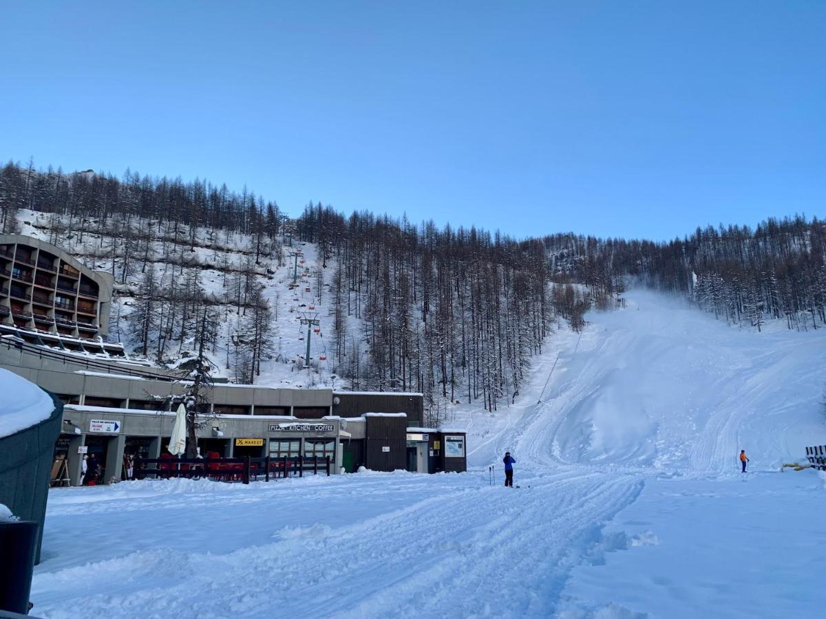 ברויל-קרוויניה Cervinia Ski In Ski Out - Family Studio מראה חיצוני תמונה